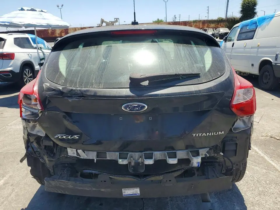 2014 FORD FOCUS TITANIUM  