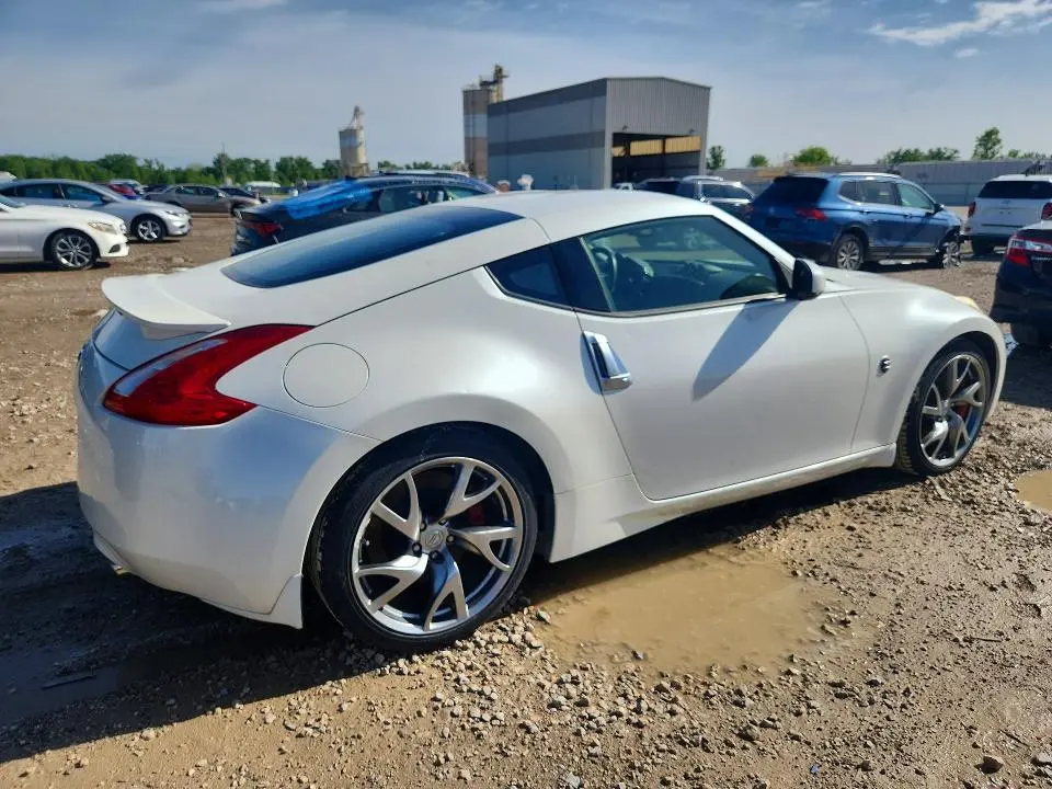 2013 NISSAN 370Z BASE  