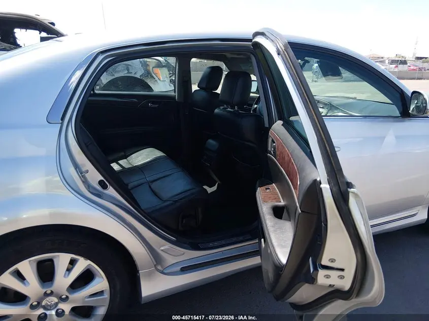 2012 TOYOTA AVALON  