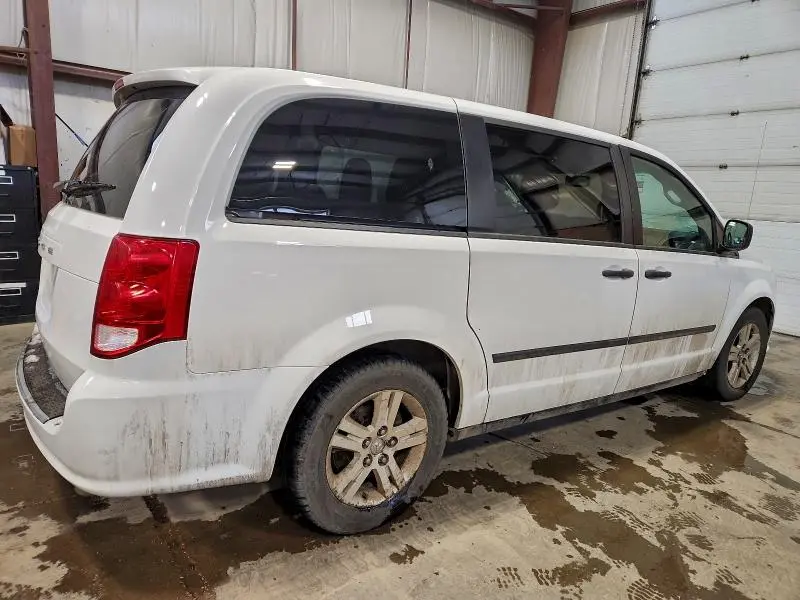 2016 DODGE GRAND CARAVAN SE  