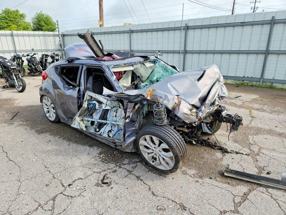 2012 HYUNDAI VELOSTER BASE  