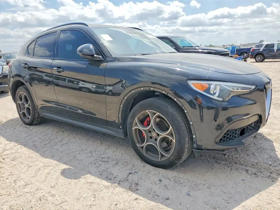 2018 ALFA ROMEO STELVIO TI SPORT  