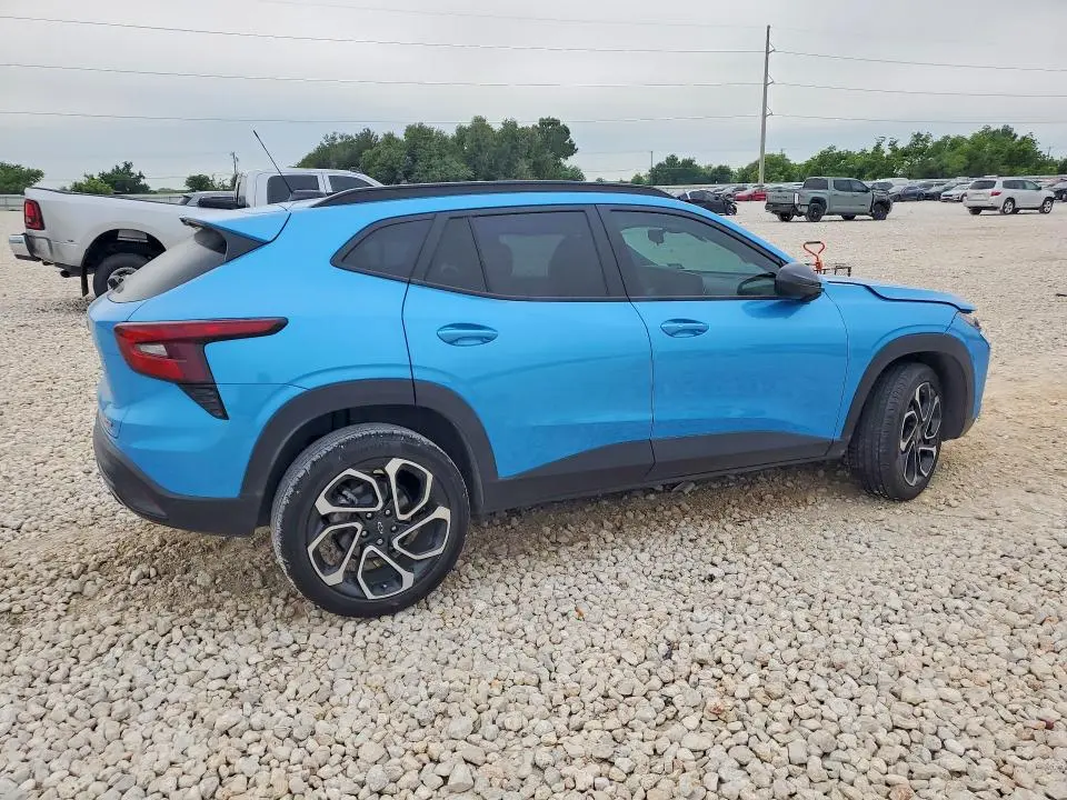 2025 CHEVROLET TRAX 2RS  