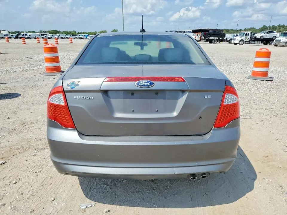 2011 FORD FUSION SE  