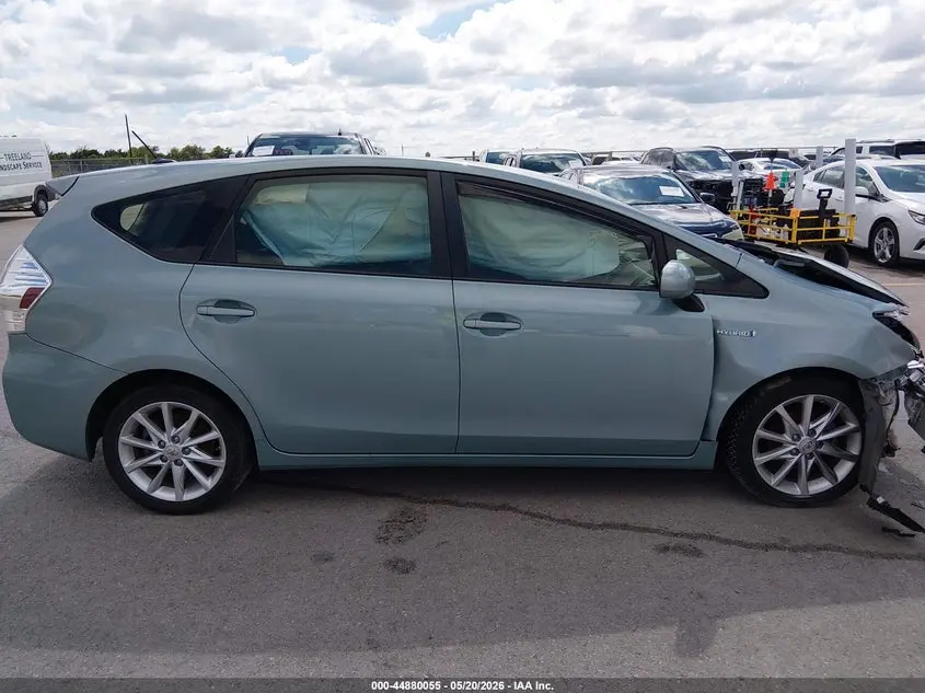 2013 TOYOTA PRIUS V FIVE