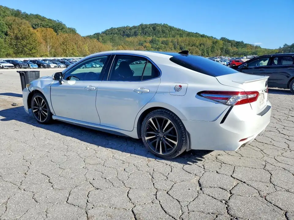 2019 TOYOTA CAMRY XSE  