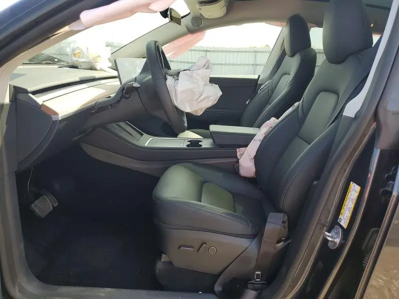 2025 TESLA MODEL Y   