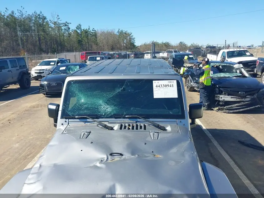 2018 JEEP WRANGLER JK UNLIMITED SAHARA 4X4