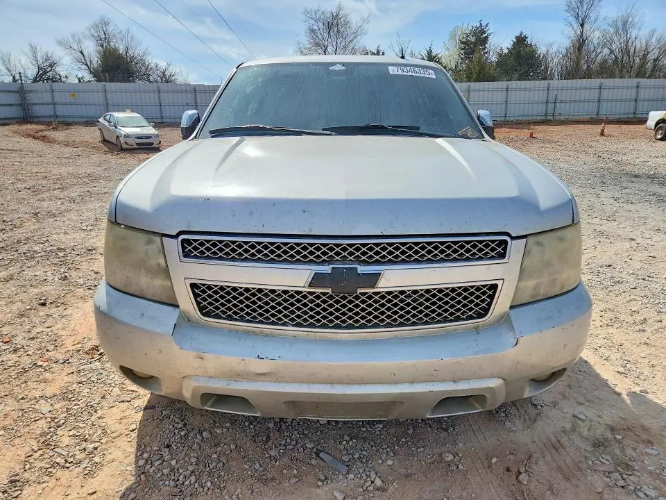2010 CHEVROLET AVALANCHE LT  