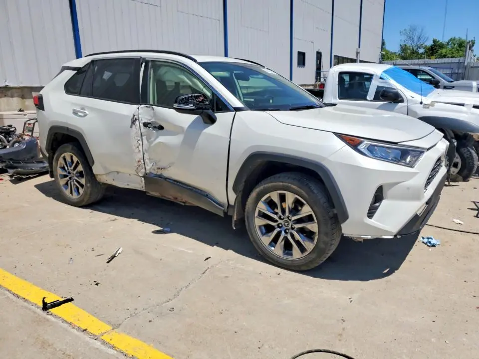 2019 TOYOTA RAV4 LIMITED  
