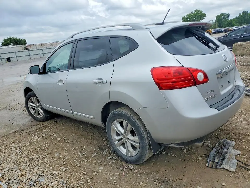 2013 NISSAN ROGUE S  