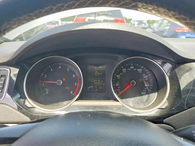 2016 VOLKSWAGEN JETTA SPORT  