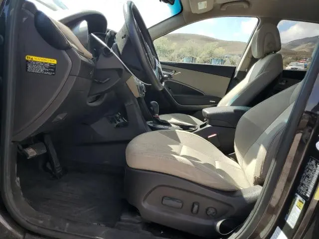 2018 HYUNDAI SANTA FE SE  