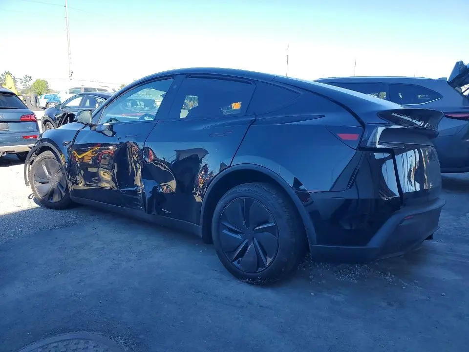2026 TESLA MODEL Y   