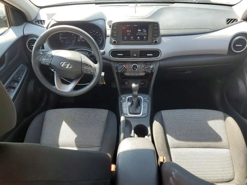 2020 HYUNDAI KONA SE  