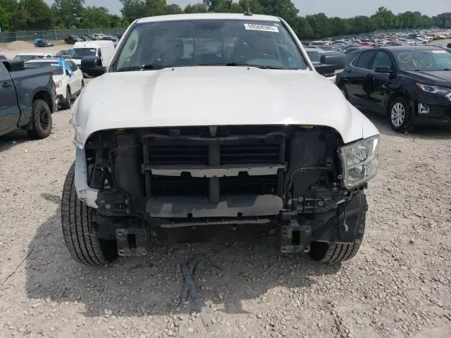 2017 RAM 1500 SLT  
