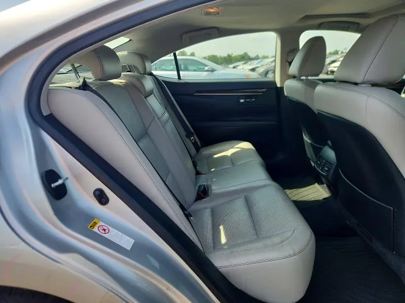 2015 LEXUS ES 350  