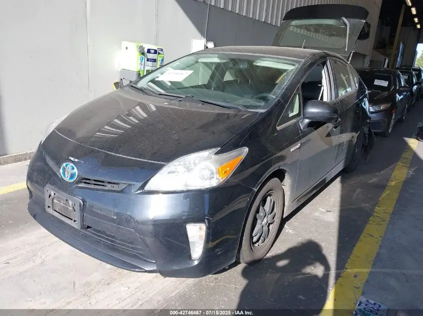 2014 TOYOTA PRIUS FOUR