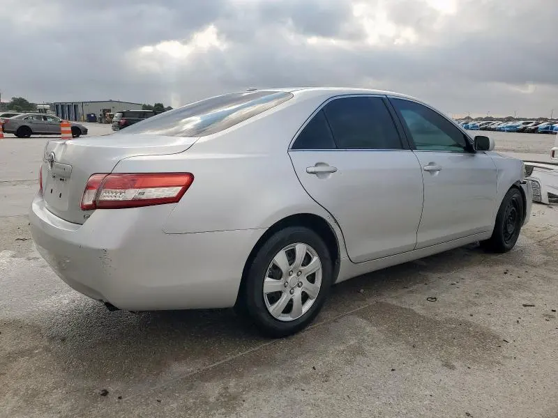 2010 TOYOTA CAMRY BASE  
