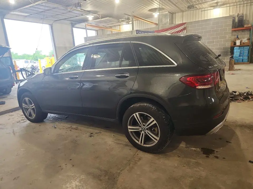 2020 MERCEDES-BENZ GLC 300  
