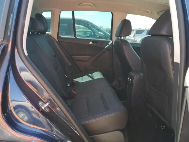 2013 VOLKSWAGEN TIGUAN S