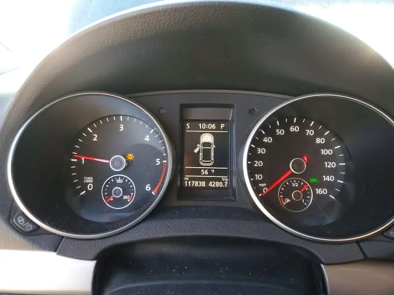 2013 VOLKSWAGEN GOLF   