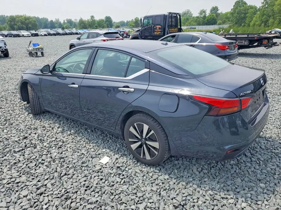 2020 NISSAN ALTIMA SV  