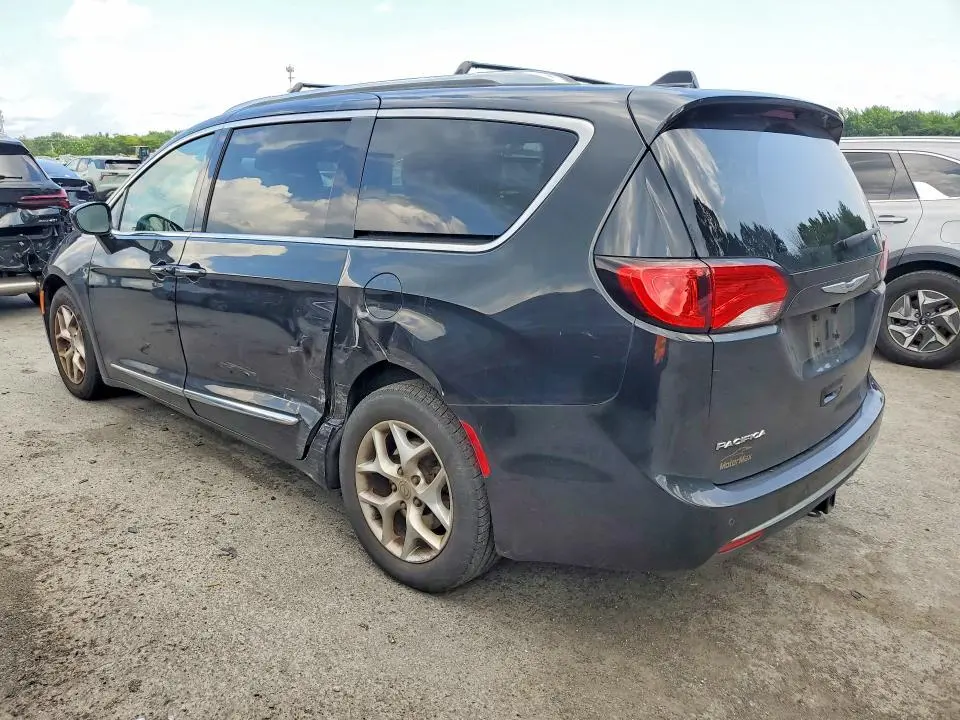 2018 CHRYSLER PACIFICA TOURING L PLUS  