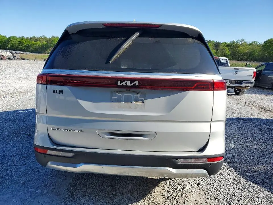 2022 KIA CARNIVAL EX  