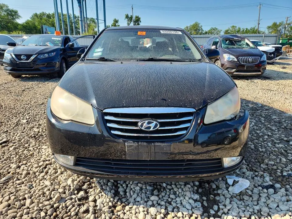 2010 HYUNDAI ELANTRA SE  