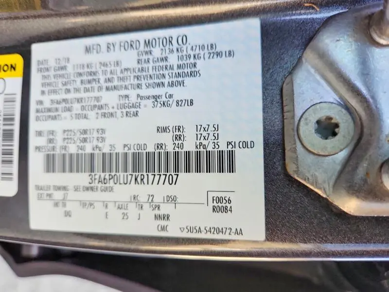 2019 FORD FUSION SE  