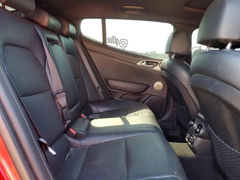 2019 KIA STINGER GT1  