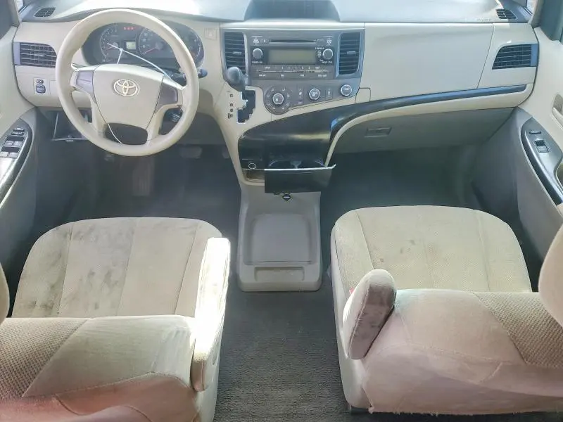 2011 TOYOTA SIENNA BASE 7-PASSENGER  