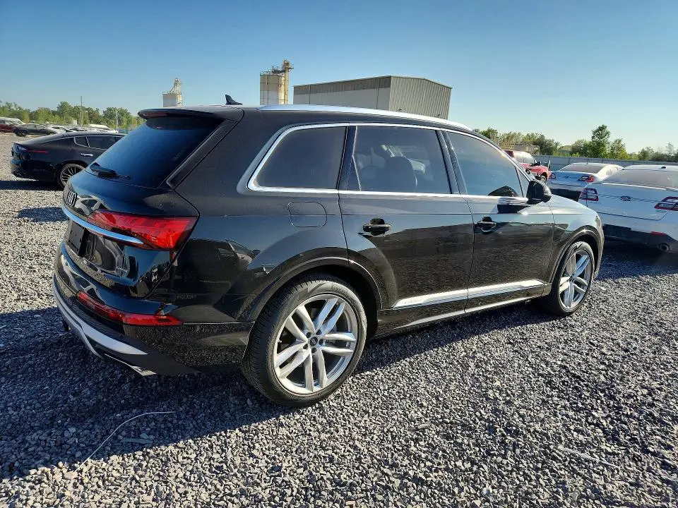 2025 AUDI Q7 PREMIUM PLUS  