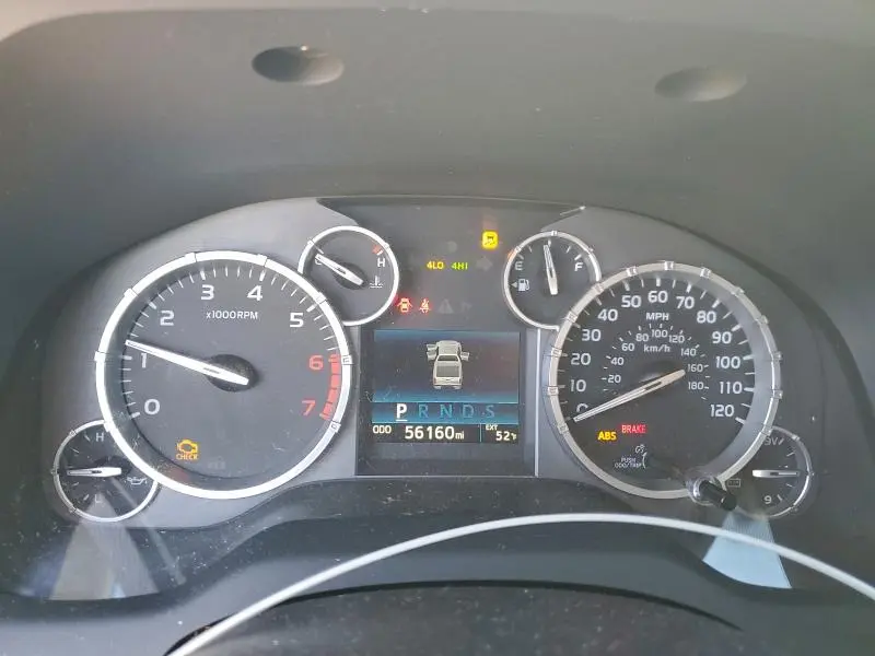 2015 TOYOTA TUNDRA CREWMAX SR5  