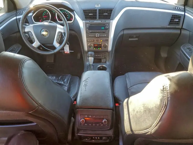 2011 CHEVROLET TRAVERSE LT  