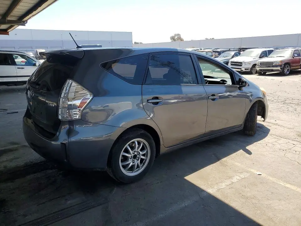 2012 TOYOTA PRIUS V TWO  