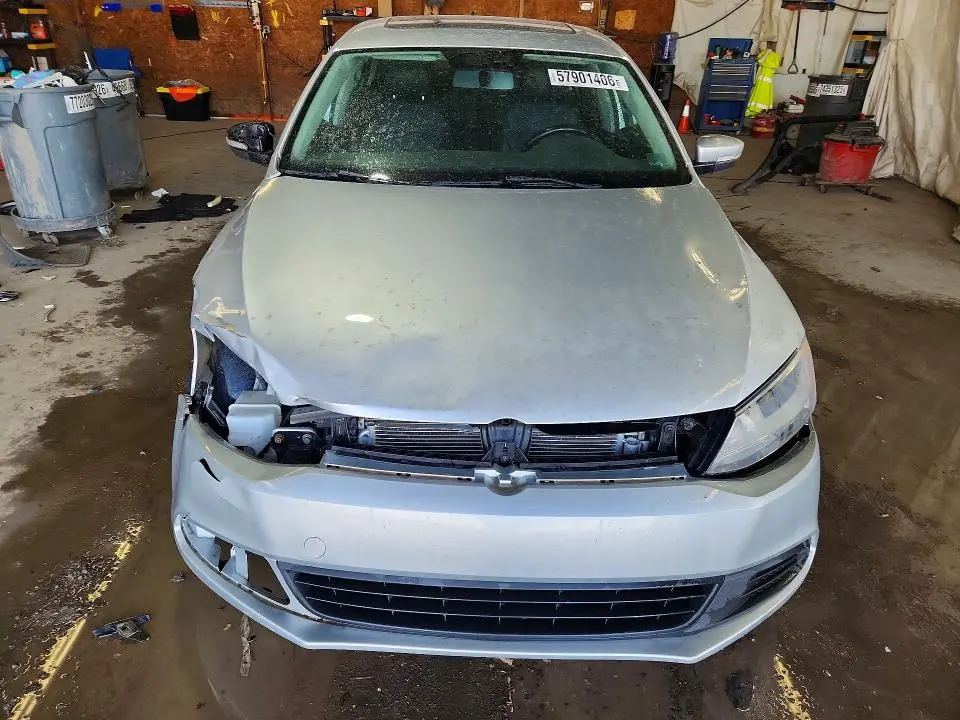 2011 VOLKSWAGEN JETTA TDI  