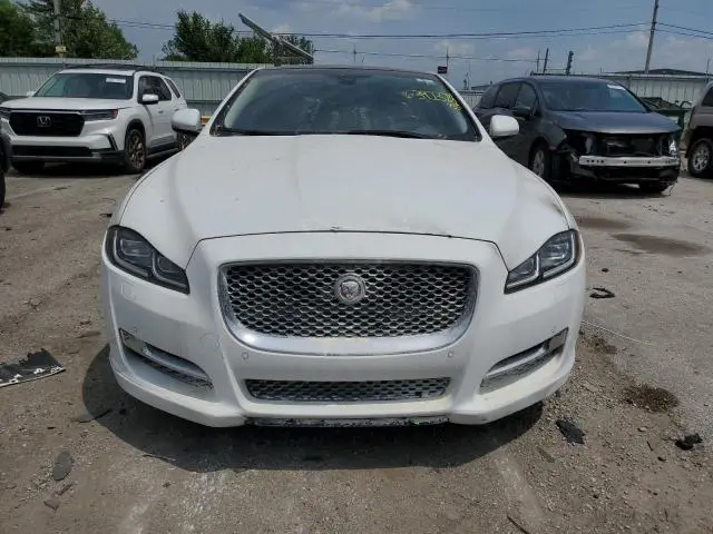 2016 JAGUAR XJ   