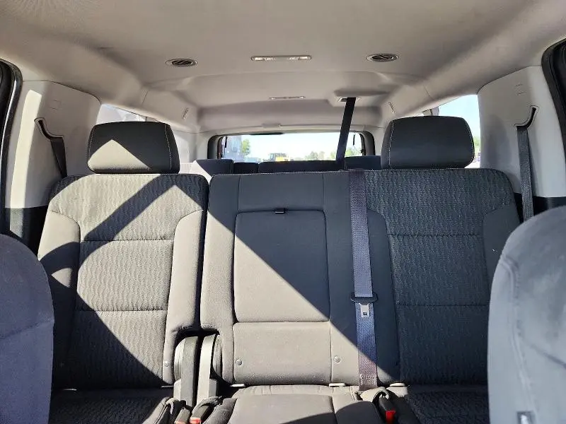 2017 CHEVROLET SUBURBAN K1500 LS  
