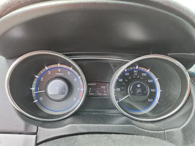 2013 HYUNDAI SONATA SE