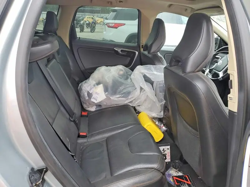 2013 VOLVO XC60 T6  