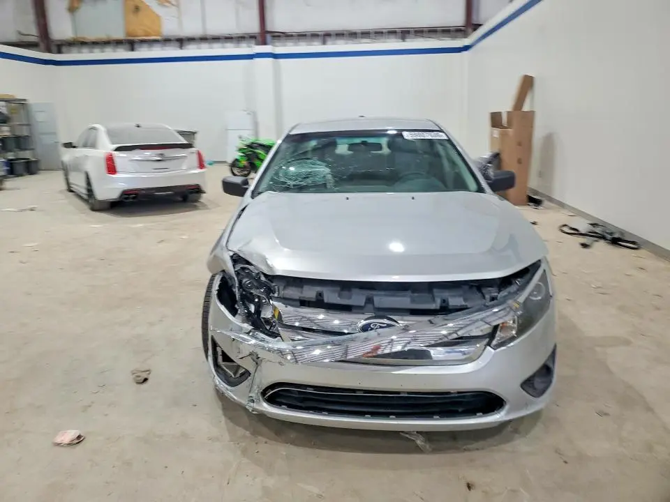 2011 FORD FUSION S  