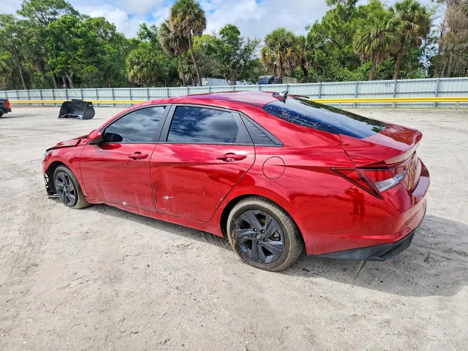 2023 HYUNDAI ELANTRA SEL  