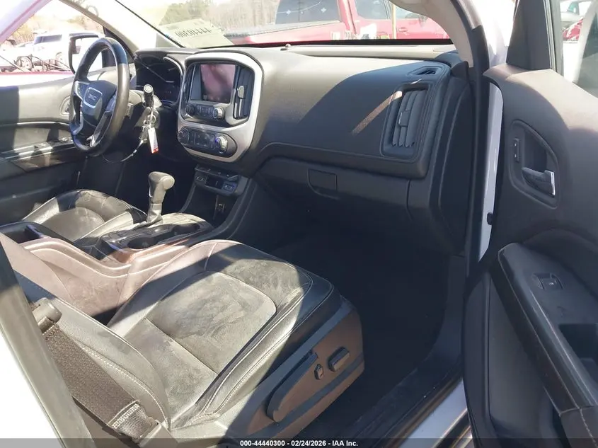 2015 GMC CANYON SLT