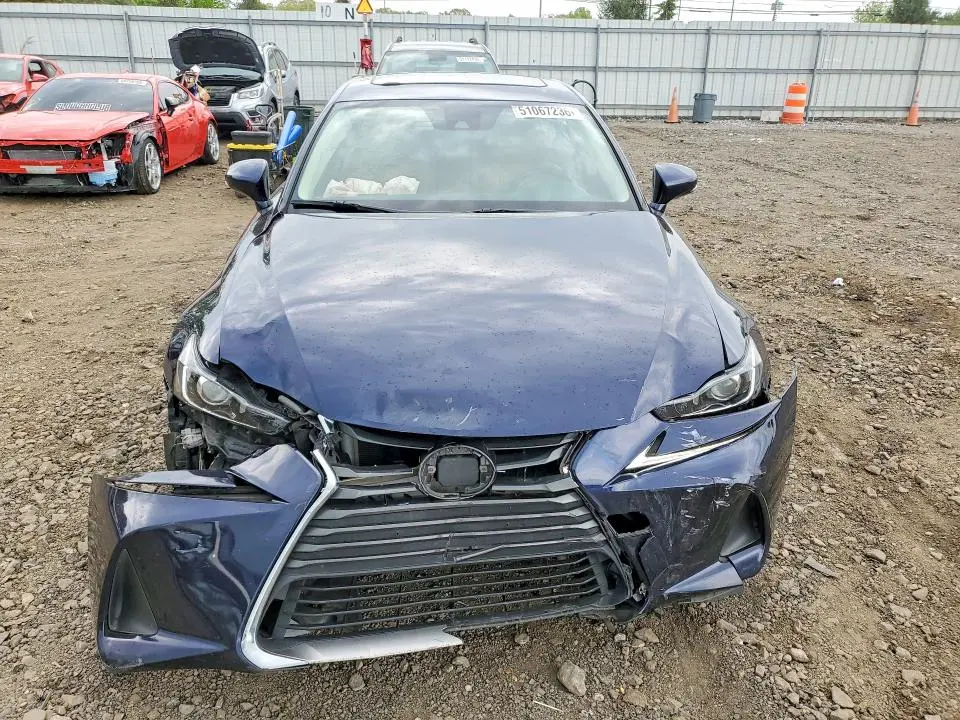 2017 LEXUS IS   