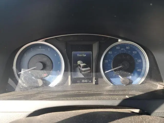 2015 TOYOTA CAMRY LE  