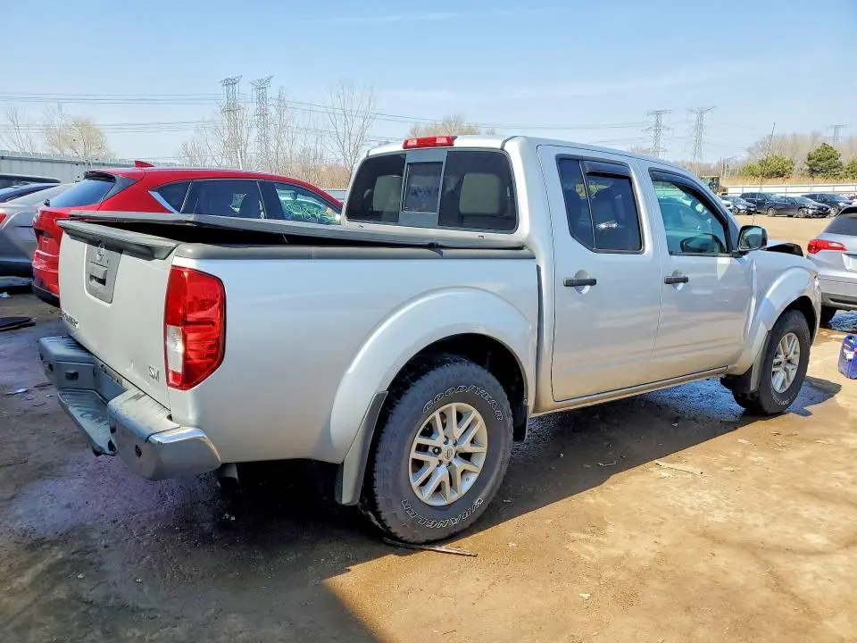 2016 NISSAN FRONTIER SV  