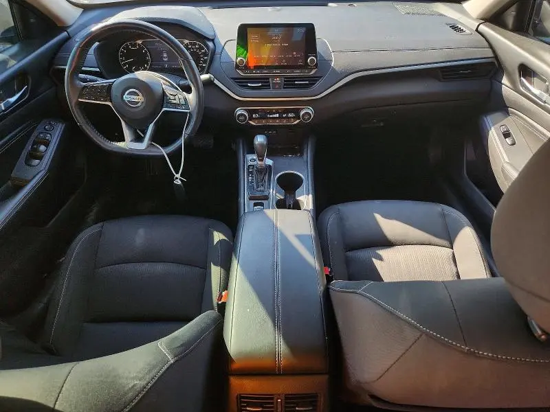 2019 NISSAN ALTIMA SV  