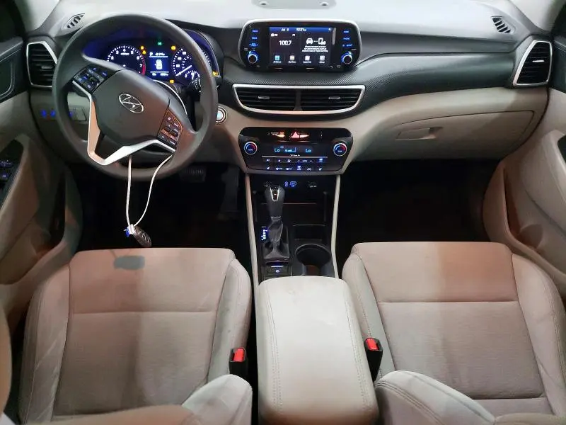 2020 HYUNDAI TUCSON SEL  